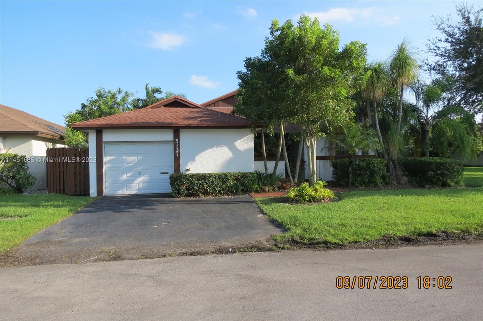 5137 SW 149th Place, Miami, FL 33185 - photo 1