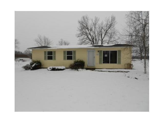 6535 Putnam Dr, Circleville, OH 43113 - photo 1