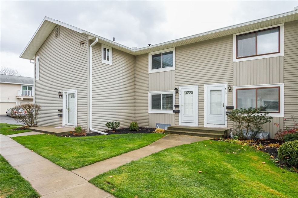 517 Eastbrooke Ln, Rochester, NY 14618 - photo 1