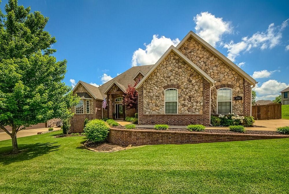1707 NW Mystic Ave, Bentonville, AR 72712 - photo 1