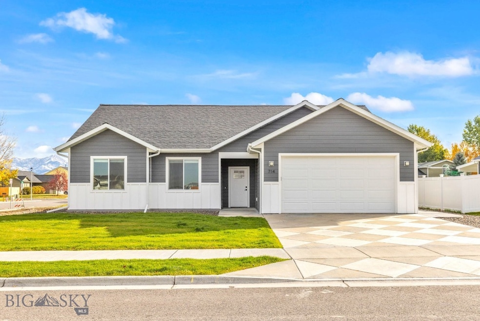 For Sale $519,000 • Co-Listing Agent