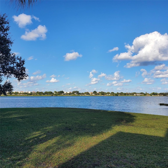 unlisted-address, Oakland Park, FL 33309 - photo 1