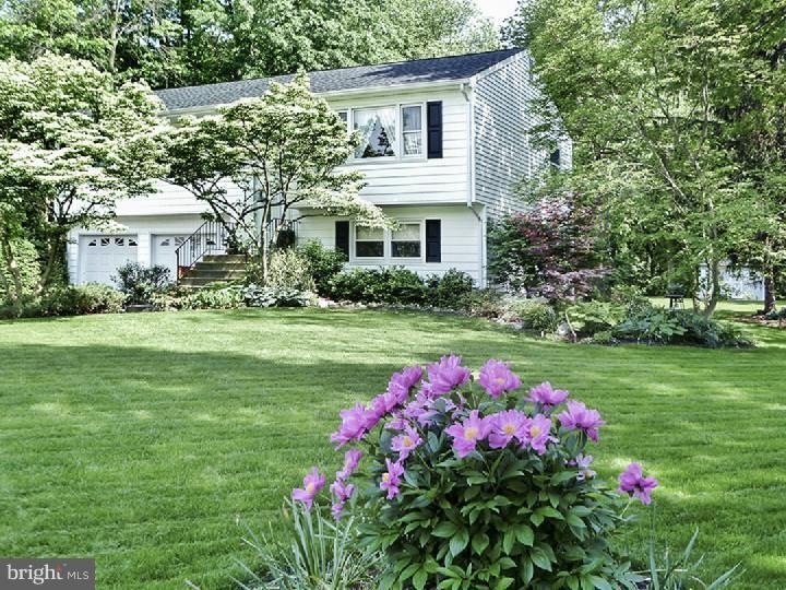 30 Piney Branch Rd, East Windsor, NJ 08512 - photo 1