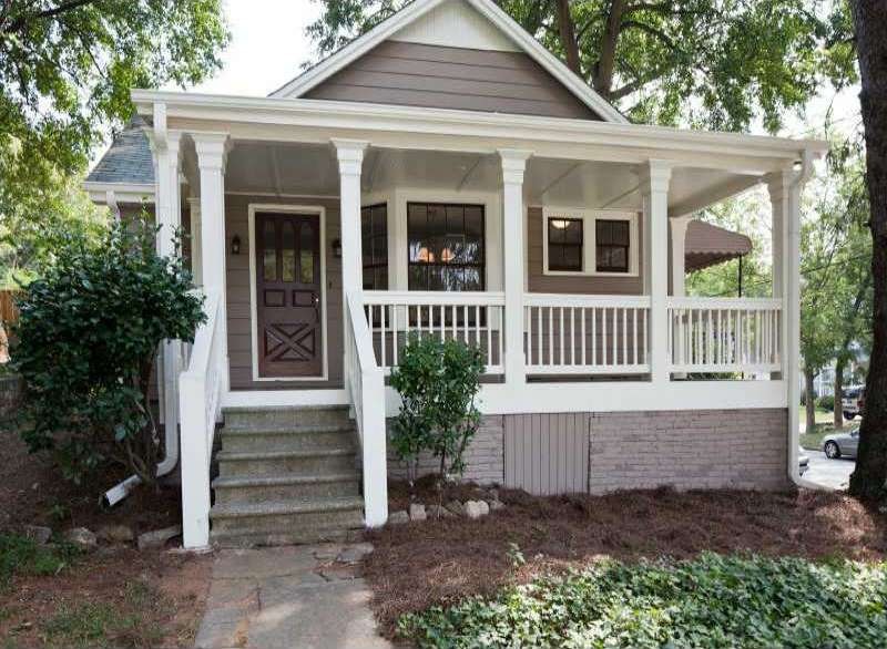 Exterior Front. Great bungalow on the corner of Em