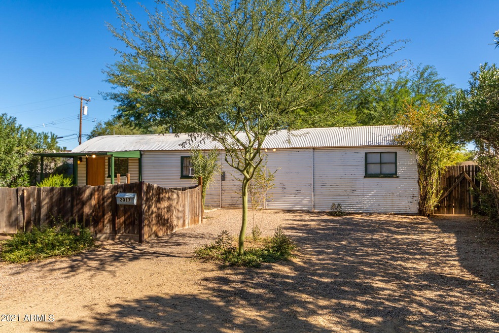 2017 N 21st Place, Phoenix, AZ 85006 - photo 1