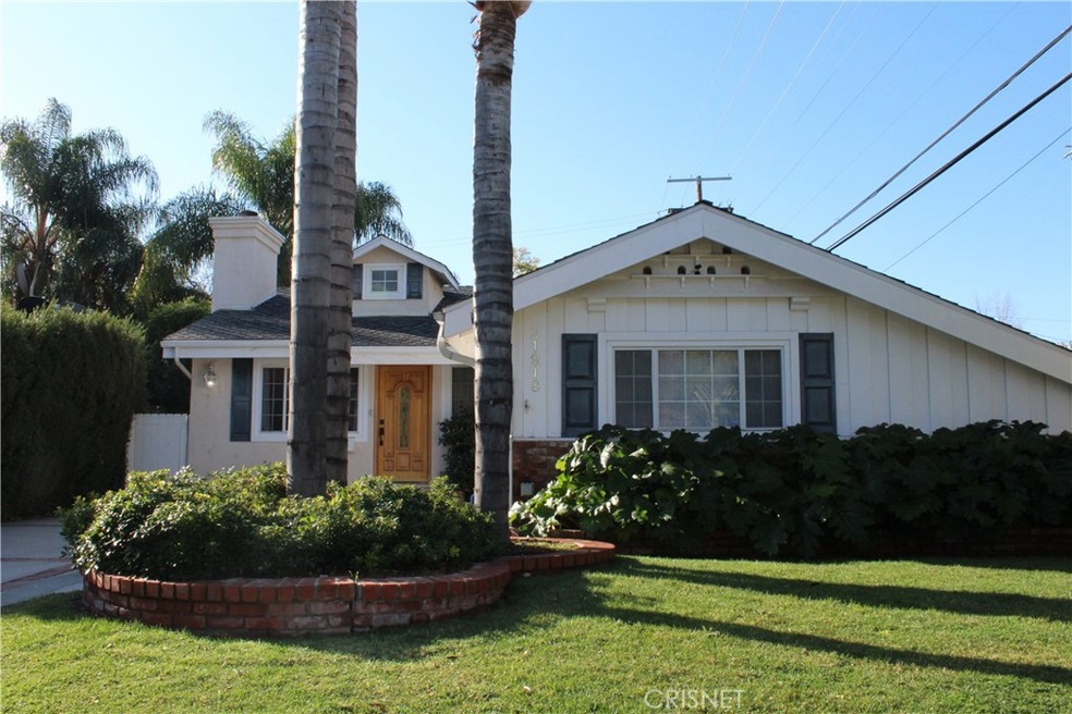 21918 Martinez St, Woodland Hills, CA 91364 - photo 1