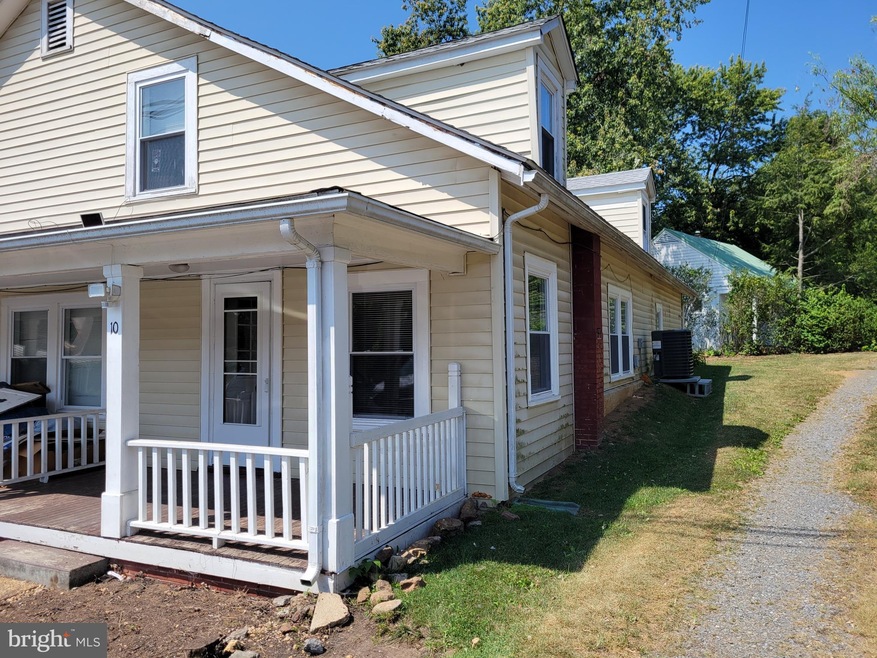 117 Bryarly Rd unit 10, Winchester, VA 22603 - photo 1