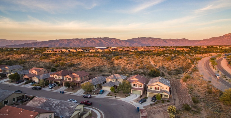 10469 S Boothill-2