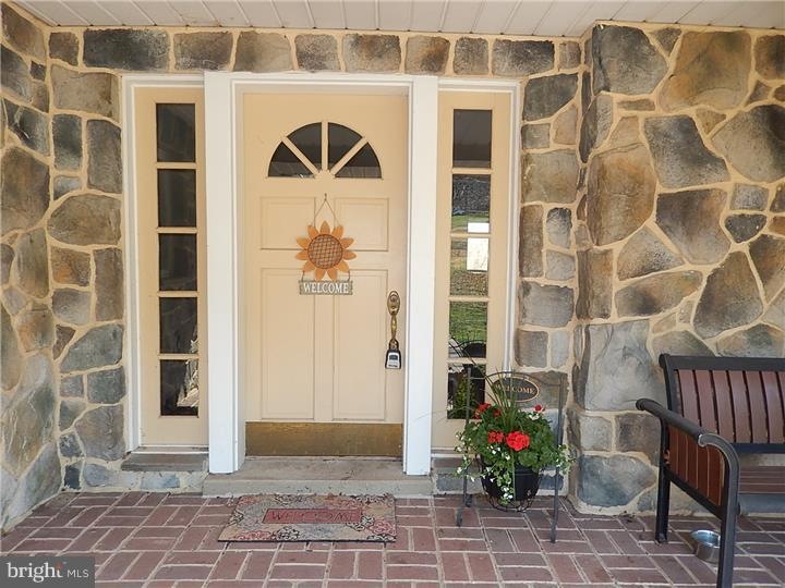 1193 Temple Rd, Pottstown, PA 19465 - photo 1