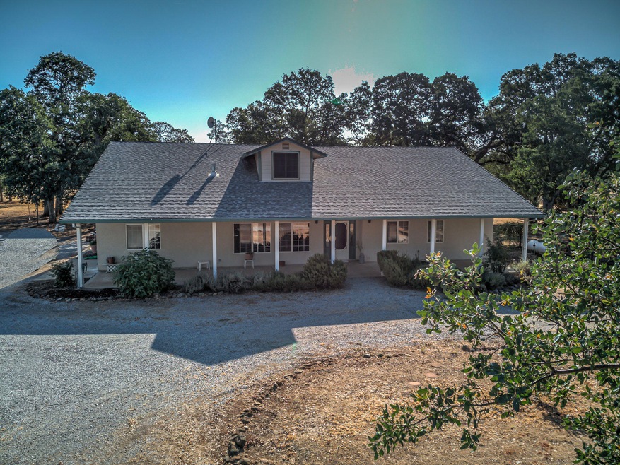 Sweet Farm House