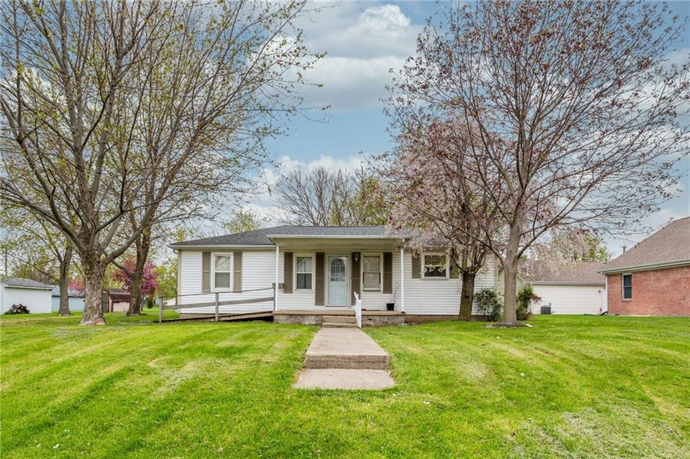 2316 N D St, Elwood, IN 46036 - photo 1