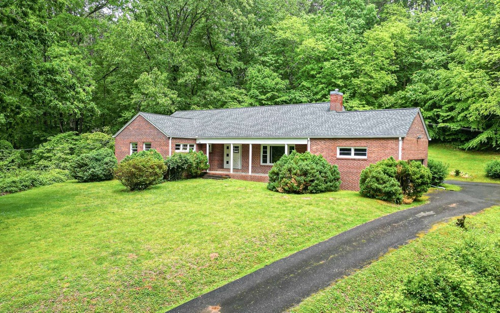 456 Old Hwy 5n, Ellijay, GA 30540 - photo 1