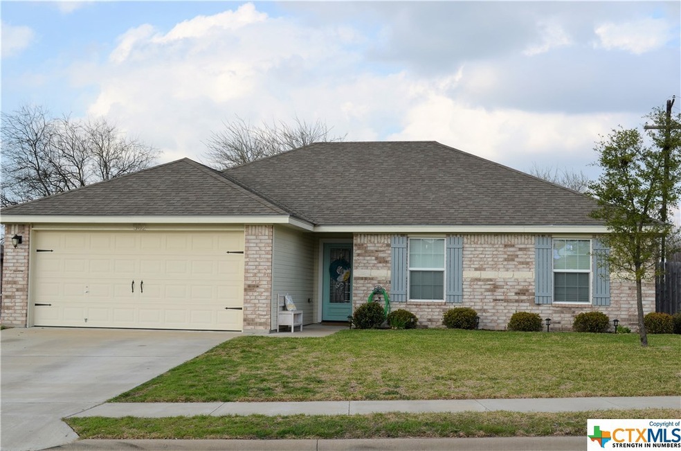 502 Kylar St, Troy, TX 76579 - photo 1