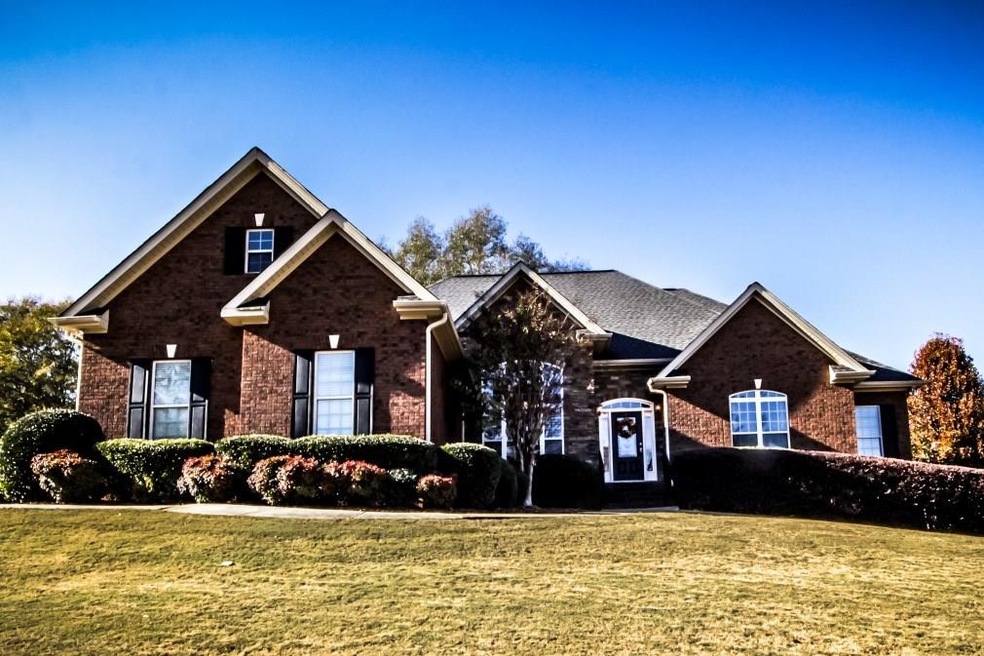 536 Belaire Dr, Winder, GA 30680 - photo 1