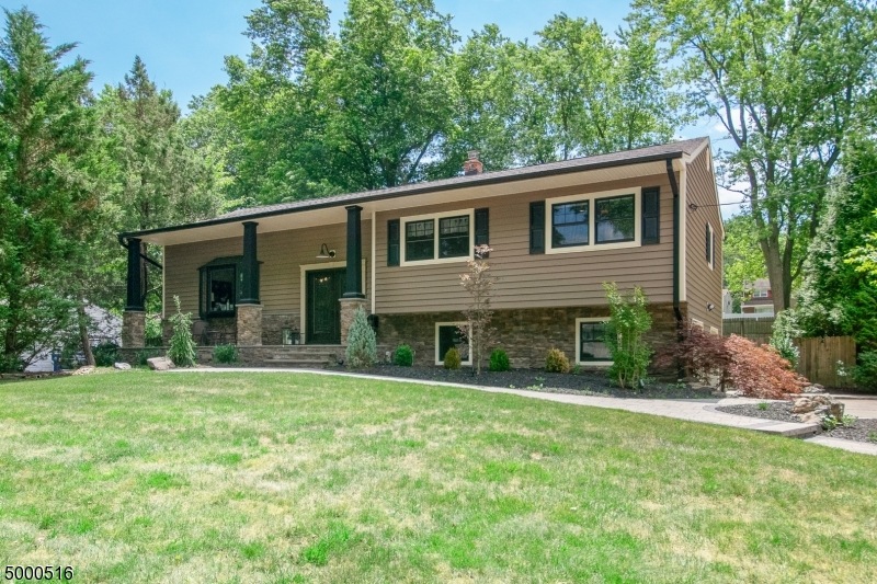 283 Willow Way, Clark, NJ 07066 - photo 1