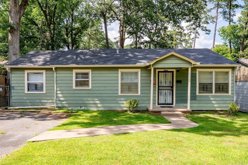 Under Contract $90,000 • Co-Listing Agent