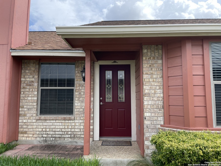 614 Courtney St, Fredericksburg, TX 78624 - photo 1