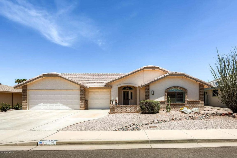 8240 E Natal Ave Mesa AZ 85209-large-001