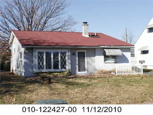 639 Scriven Ave, Columbus, OH 43228 - photo 1