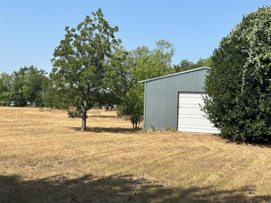 000 E 7th St, Springtown, TX 76082 - photo 1