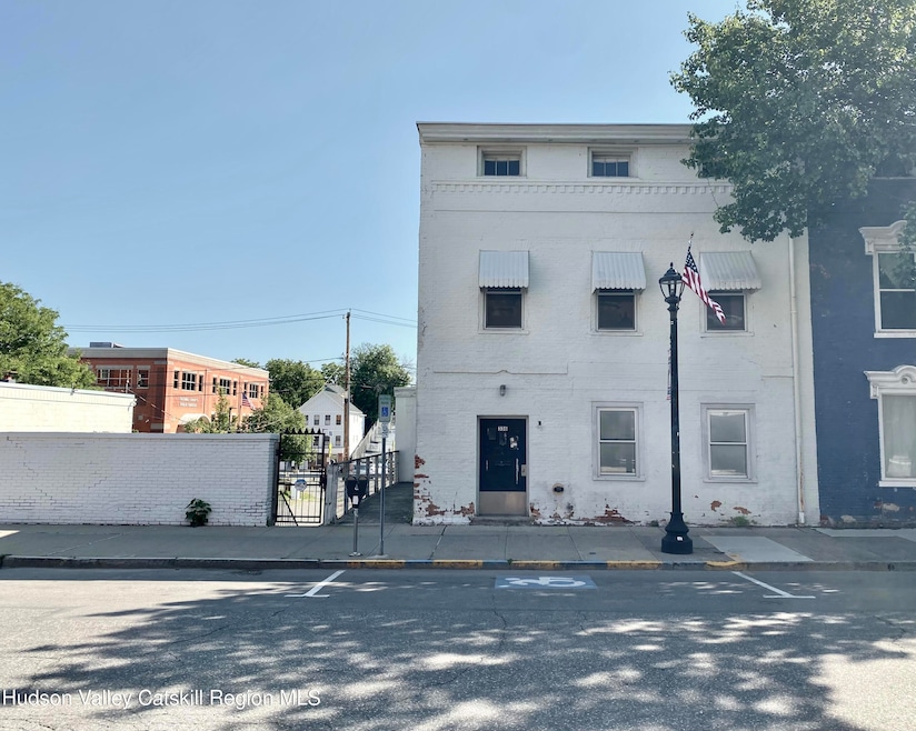 For Sale $885,000 • Co-Listing Agent