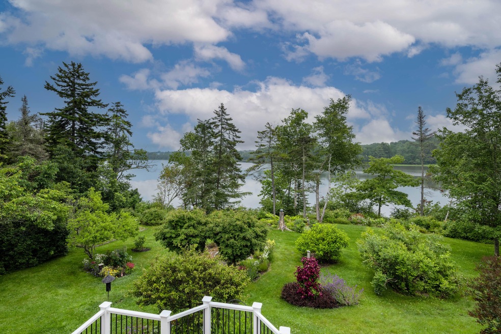 Waterfront Oasis at 147 Ledge Road