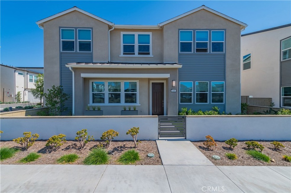 105 Tomcat, Irvine, CA 92618 - photo 1