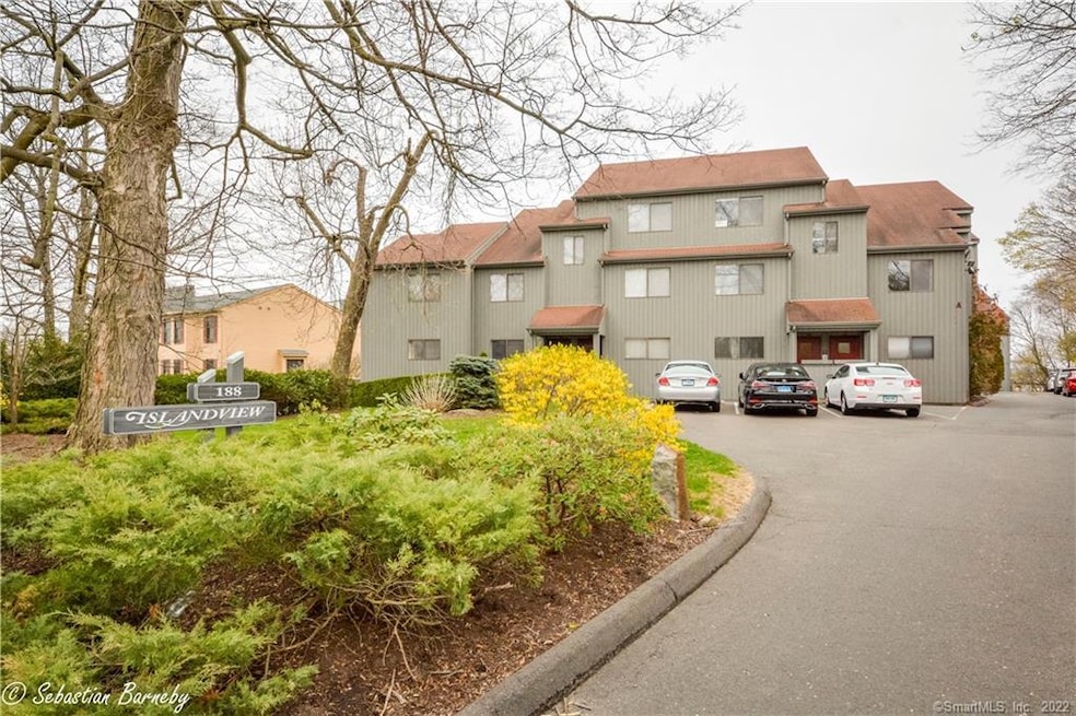 188 Flax Hill Rd unit B4, Norwalk, CT 06854 - photo 1