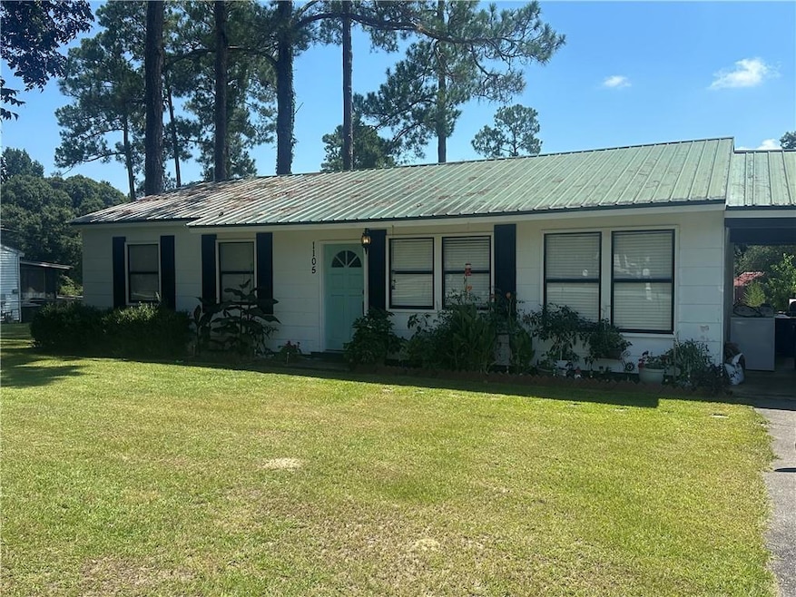 1105 15th St SE, Moultrie, GA 31768 - photo 1