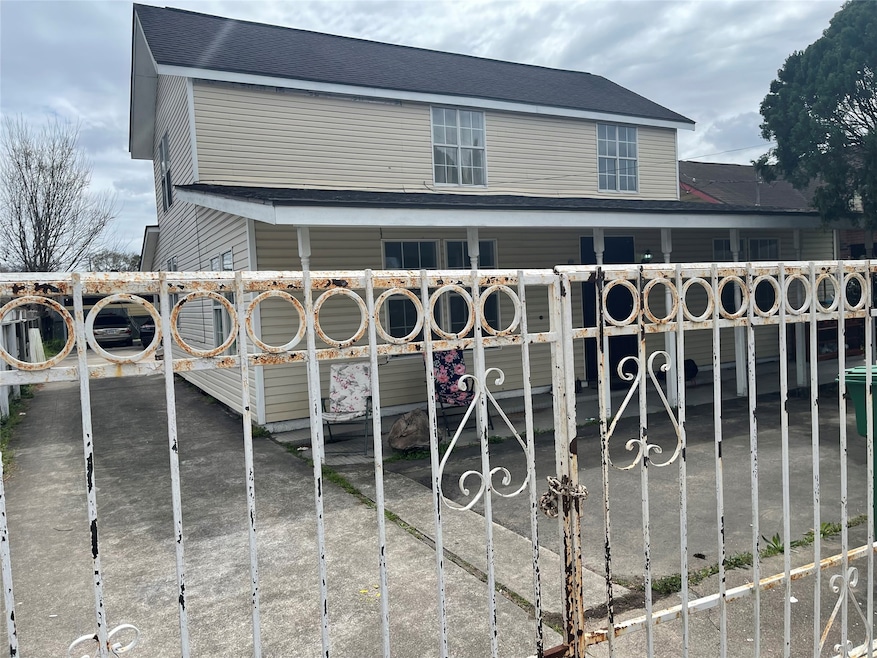 7824 Detroit St, Houston, TX 77017 - photo 1