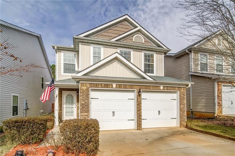 341 Hidden Creek Ln, Canton, GA 30114 - photo 1