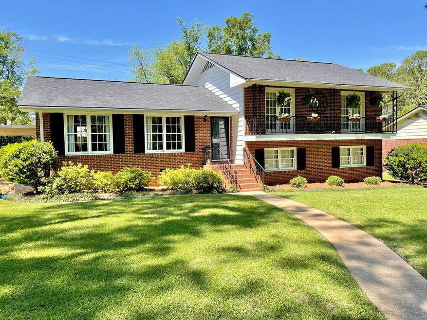 1907 Robinhood Rd, Albany, GA 31707 - photo 1