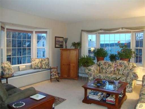 36 Bond St, Fitchburg, MA 01420 - photo 1