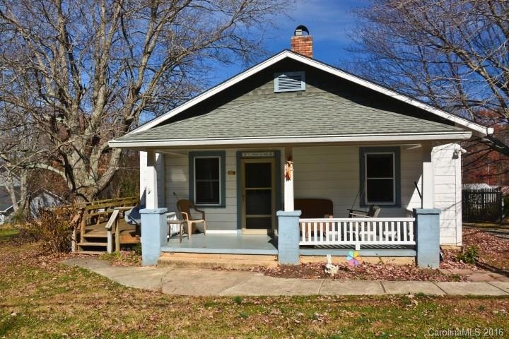140 Round Top Rd, Asheville, NC 28803 - photo 1
