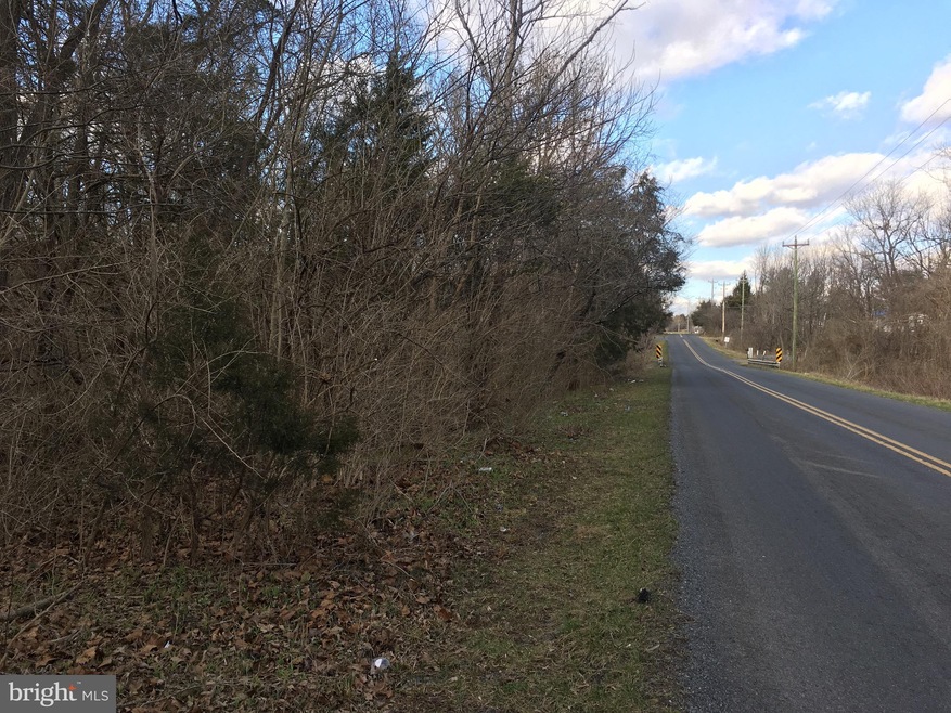 0 Howellsville Rd unit VAWR139552, Unknown, VA 22630 - photo 1