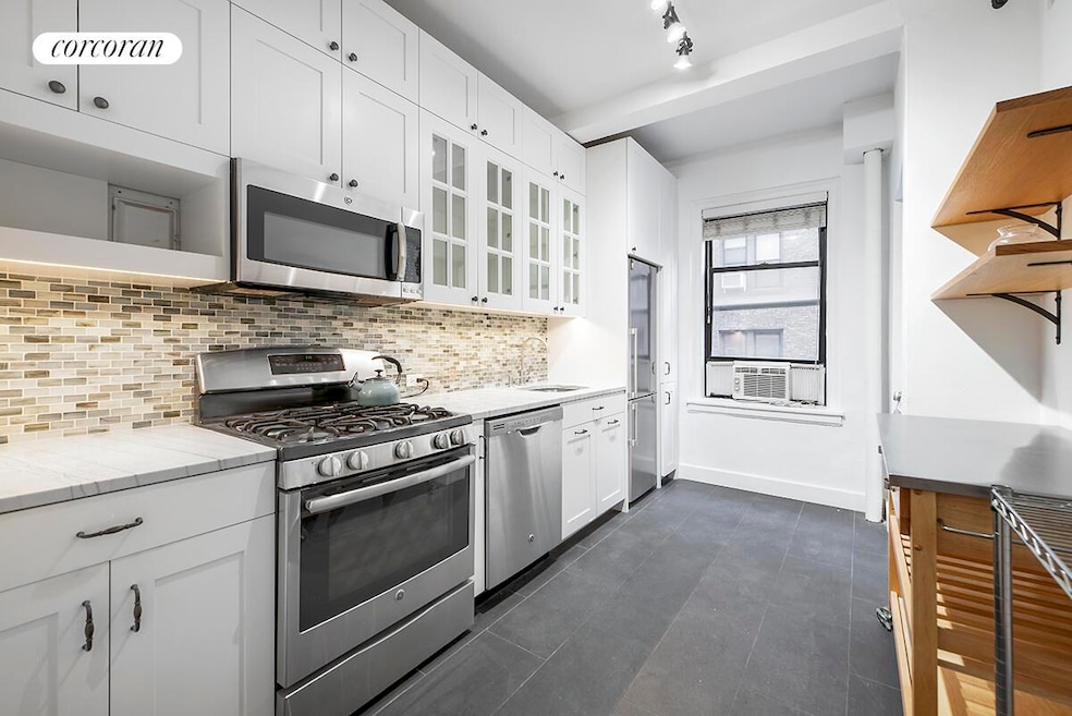 535 W 110th St unit 4A, New York, NY 10025 - photo 1