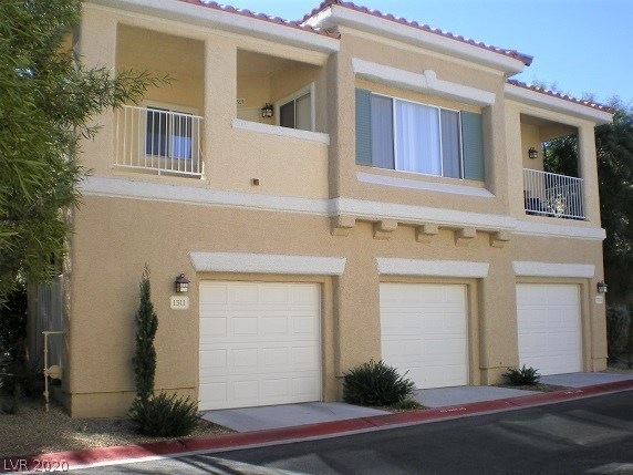 Exterior Front with Single Car Garage
