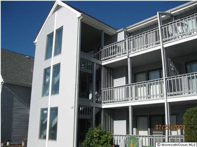 42 Hamilton Ave unit 18, Seaside Heights, NJ 08751 - photo 1