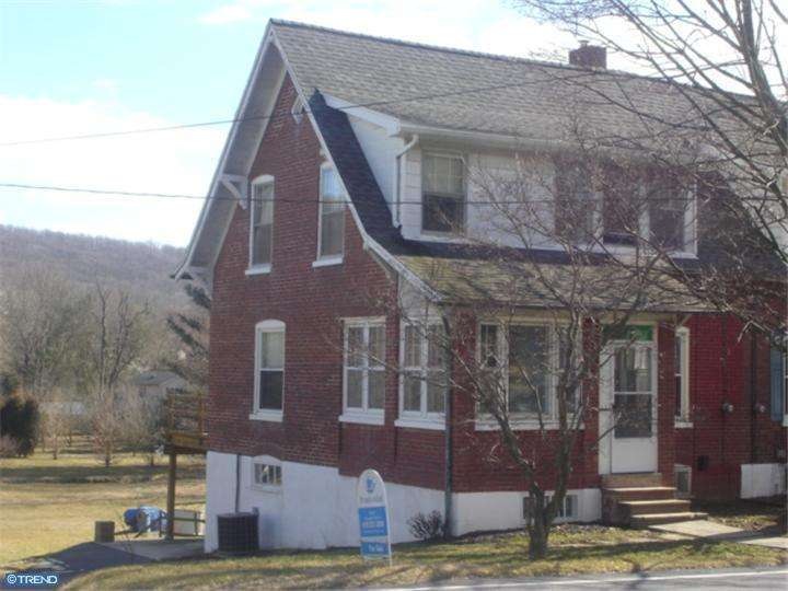 1529 Friedensburg Rd, Reading, PA 19606 - photo 1