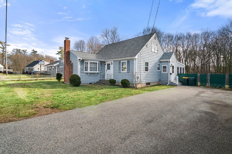 57 Bay State Cir, Abington, MA 02351 - photo 1