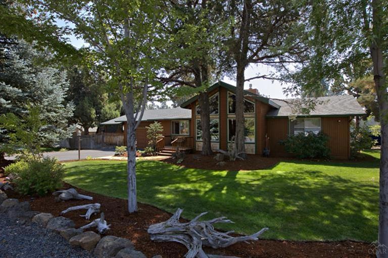 20345 Rae Rd, Bend, OR 97702 - photo 1