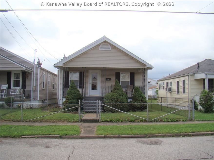 450 19th St, Dunbar, WV 25064 - photo 1