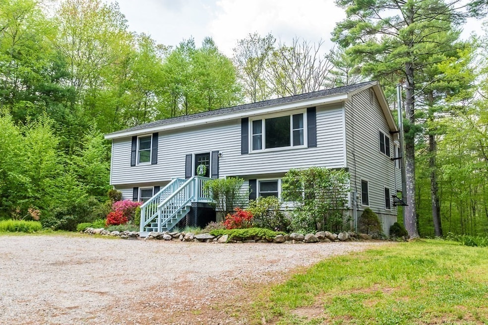 79 Walnut St, Douglas, MA 01516 - photo 1