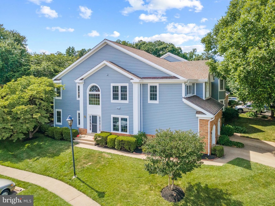 1216 Woodbrook Ct, Reston, VA 20194 - photo 1