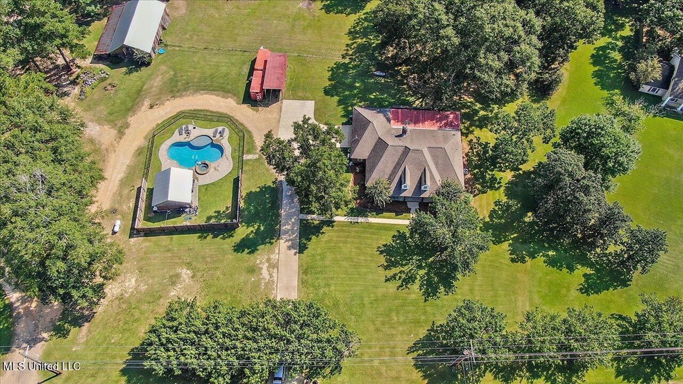 64-156 Dixie Rd