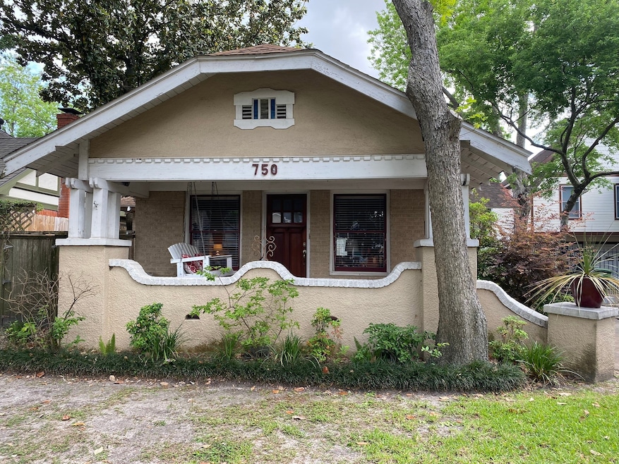 750 E 16th St, Houston, TX 77008 - photo 1