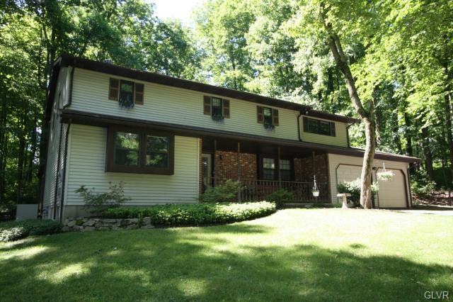 6464 Indian Creek Rd, Zionsville, PA 18092 - photo 1