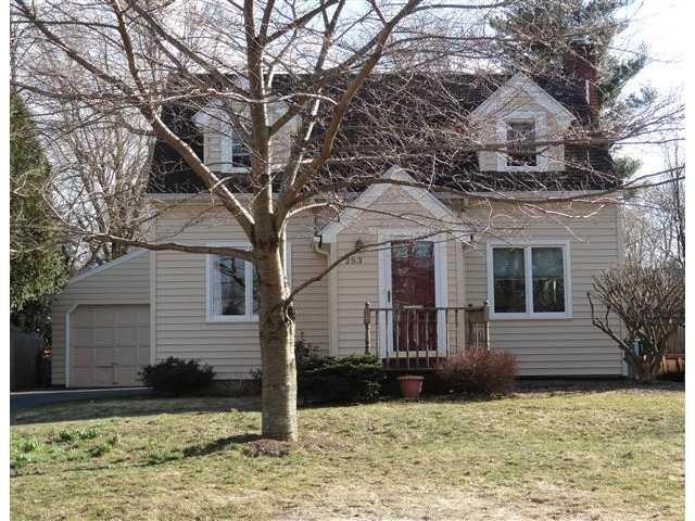 Exterior Front 253 Cloverland Dr
