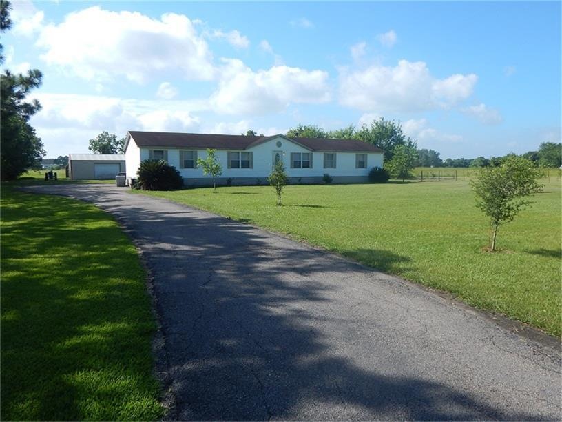 1342 County Road 668, Alvin, TX 77511 - photo 1