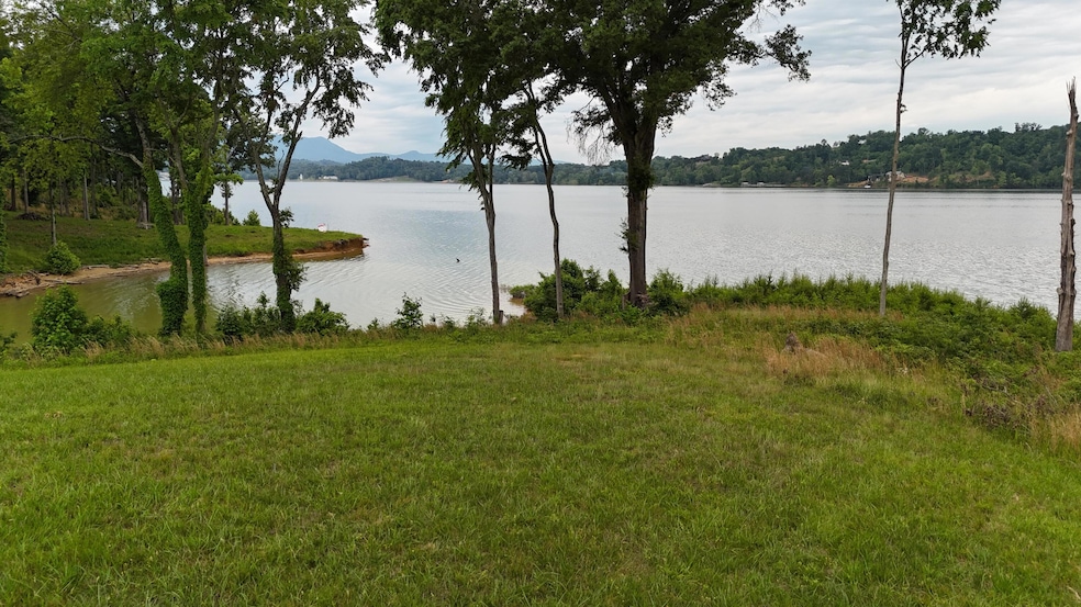 Sold $450,000 • Co-Listing Agent